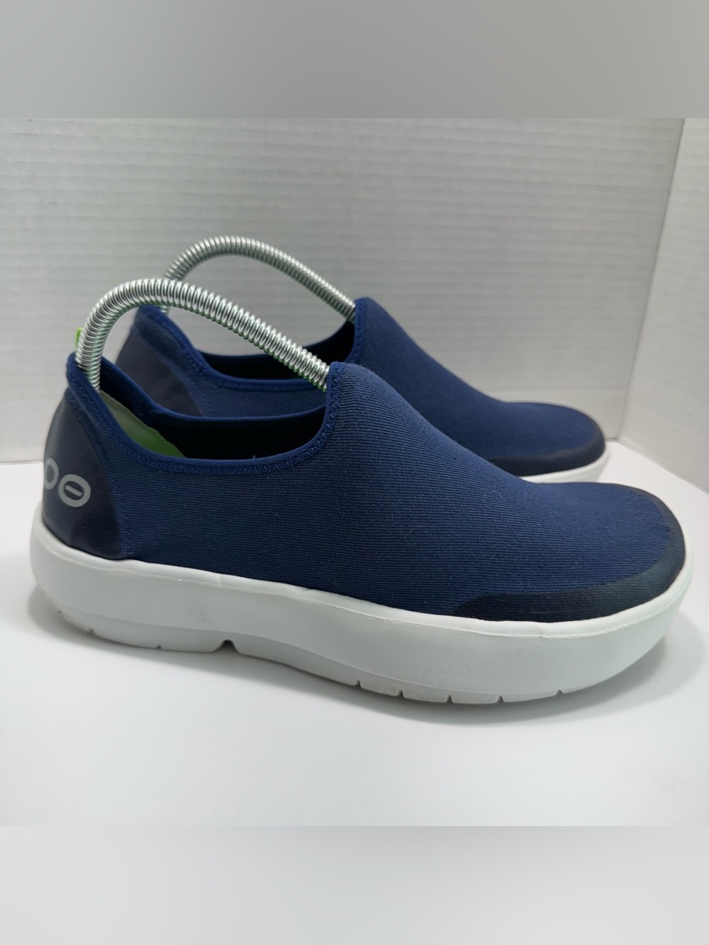 OOFOS OOmg eeZee Low Slip-On Recovery Shoes, Blue, Size W9